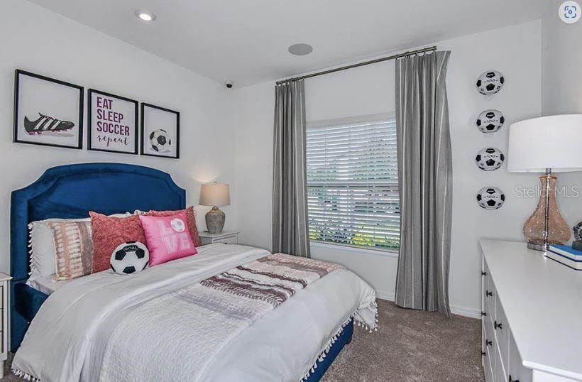 For Sale: $315,000 (4 beds, 2 baths, 1848 Square Feet)