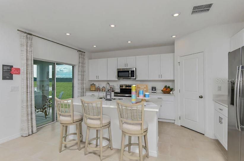 For Sale: $315,000 (4 beds, 2 baths, 1848 Square Feet)