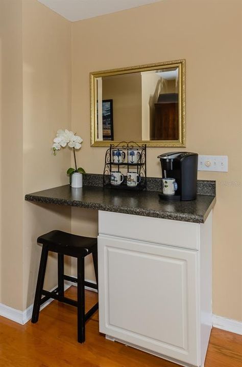 En Venta: $447,000 (3 camas, 3 baños, 2500 Pies cuadrados)