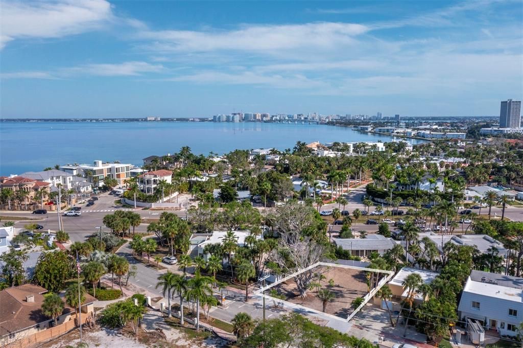 待售: $995,000 (0.15 acres)