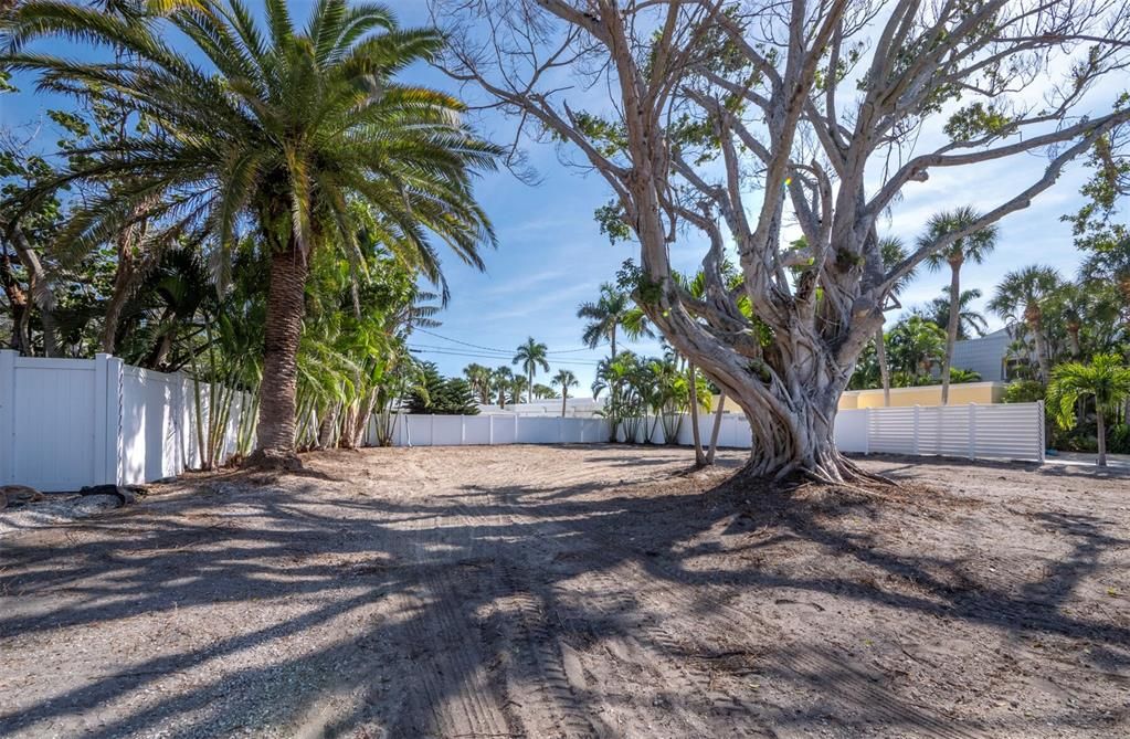 待售: $995,000 (0.15 acres)