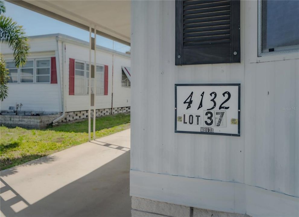 For Sale: $120,000 (2 beds, 2 baths, 1200 Square Feet)