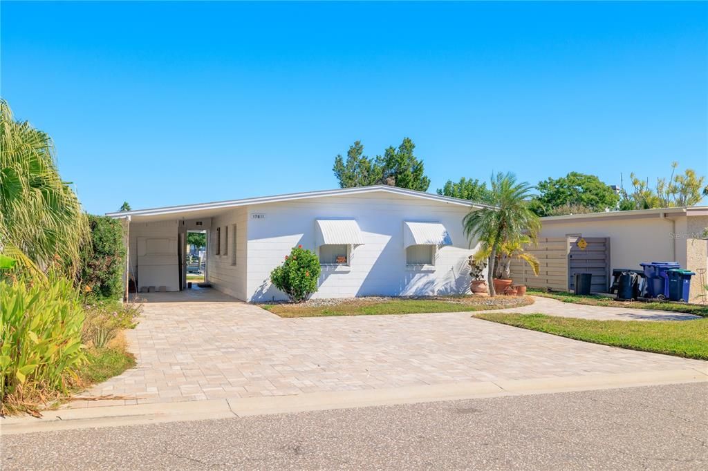 На продажу: $635,000 (2 спален, 1 ванн, 775 Квадратных фут)