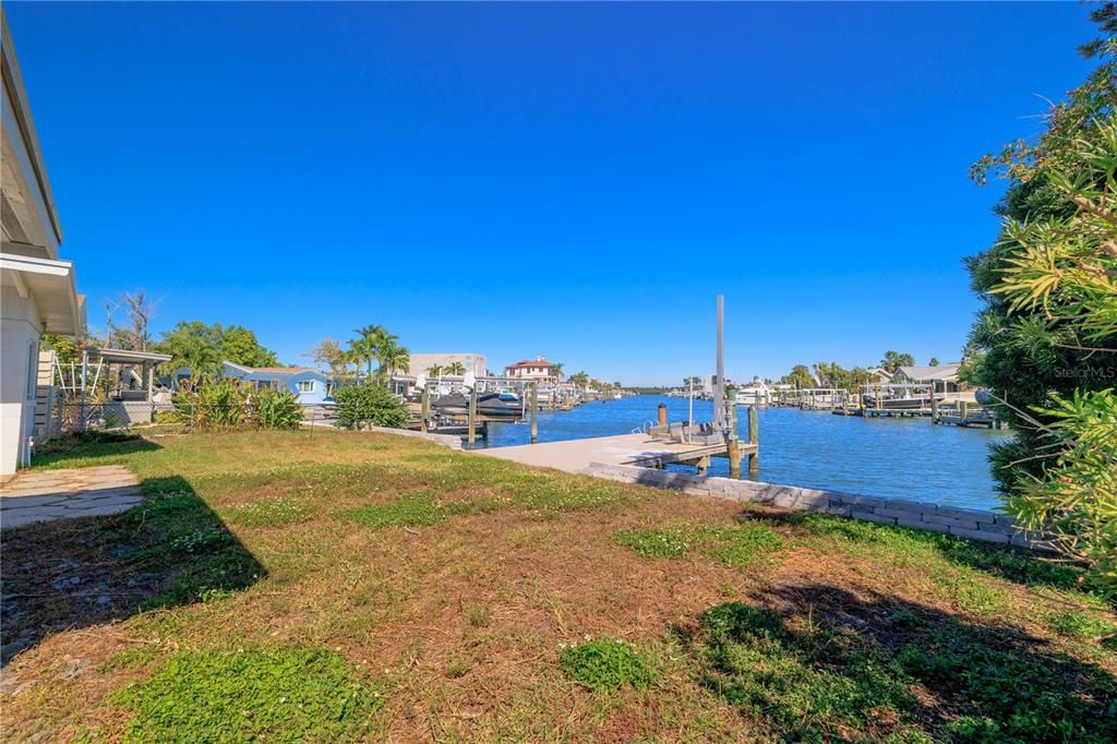 На продажу: $635,000 (2 спален, 1 ванн, 775 Квадратных фут)