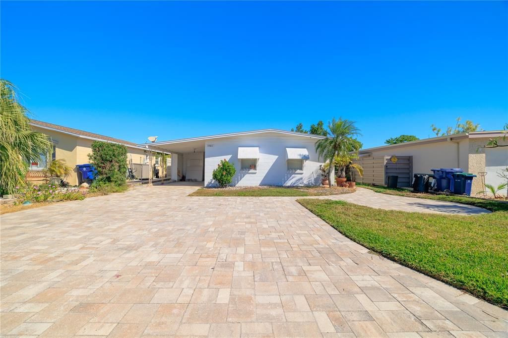 На продажу: $635,000 (2 спален, 1 ванн, 775 Квадратных фут)