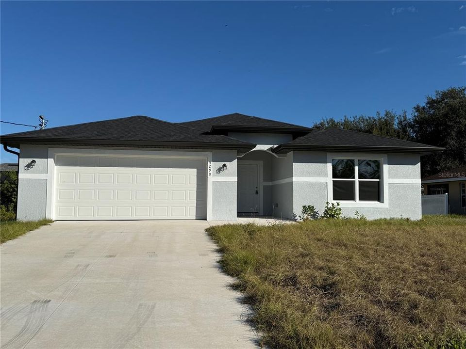 В аренду: $2,250 (4 спален, 2 ванн, 1800 Квадратных фут)