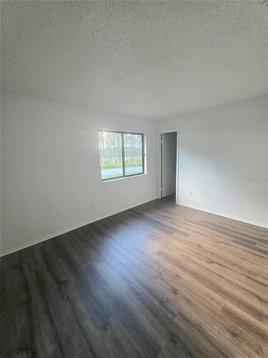 For Rent: $1,350 (2 beds, 1 baths, 1200 Square Feet)