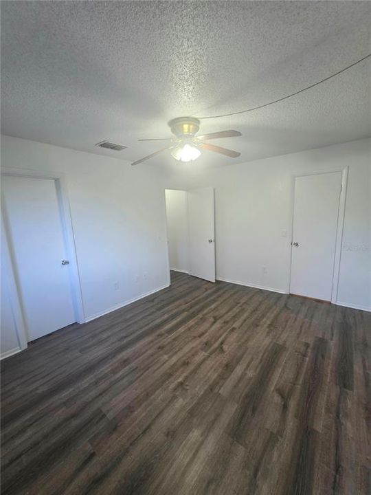 For Rent: $1,350 (2 beds, 1 baths, 1200 Square Feet)