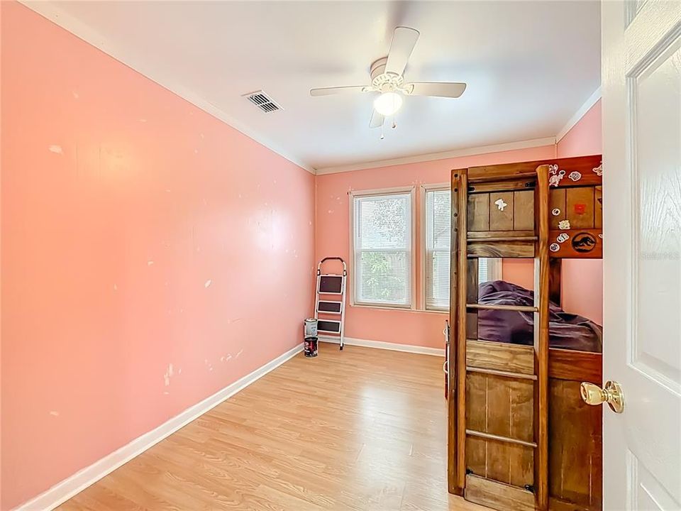 На продажу: $264,900 (3 спален, 1 ванн, 1246 Квадратных фут)