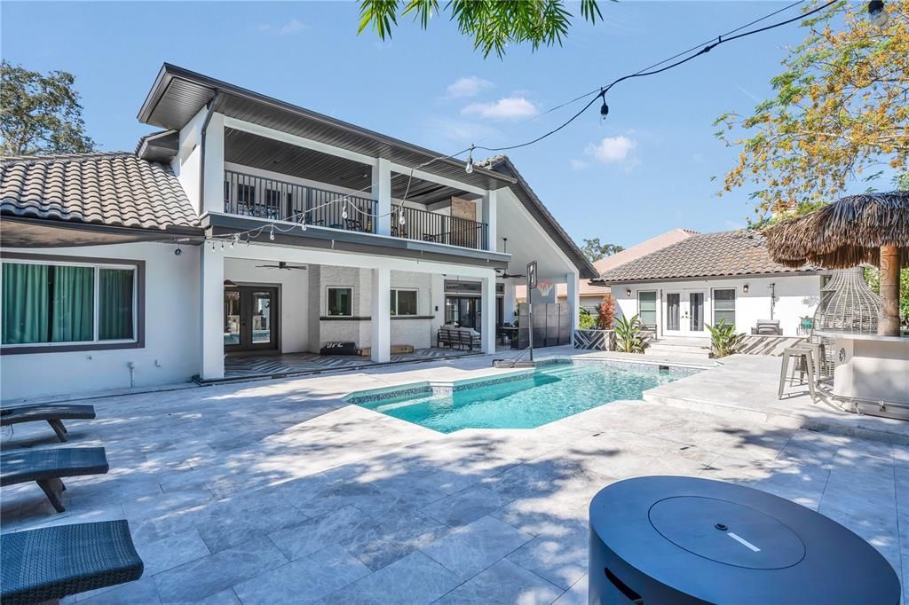 На продажу: $1,250,000 (5 спален, 4 ванн, 3919 Квадратных фут)