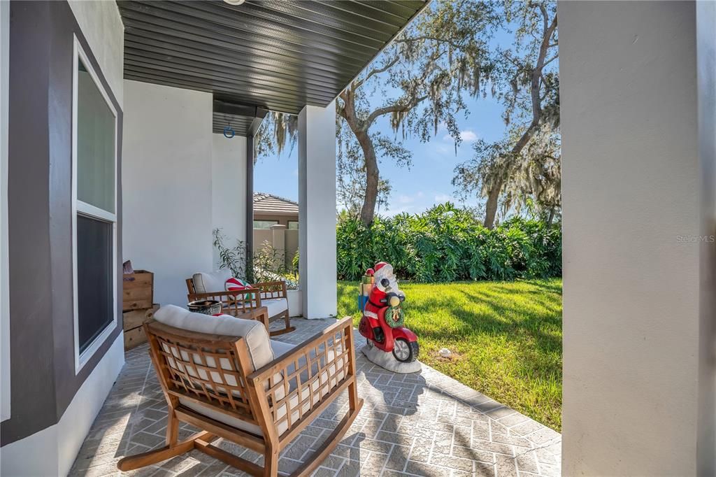 На продажу: $1,250,000 (5 спален, 4 ванн, 3919 Квадратных фут)