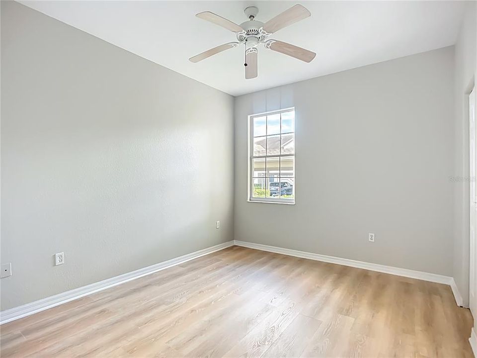 待售: $269,800 (2 贝兹, 2 浴室, 1068 平方英尺)