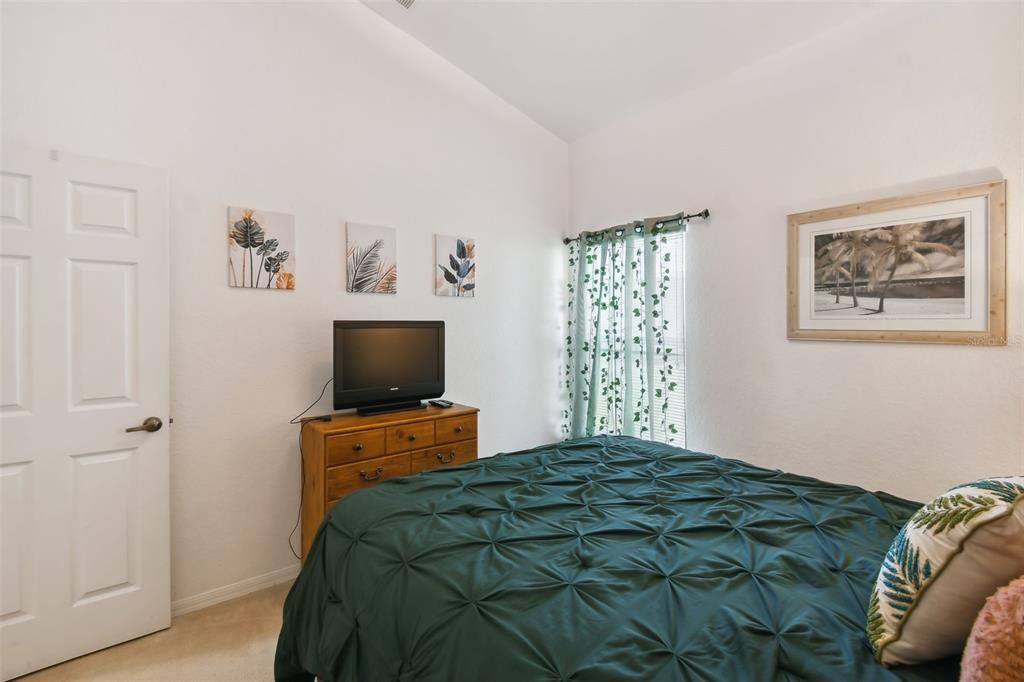 En Venta: $375,000 (4 camas, 3 baños, 1962 Pies cuadrados)