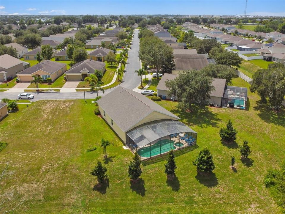 En Venta: $375,000 (4 camas, 3 baños, 1962 Pies cuadrados)