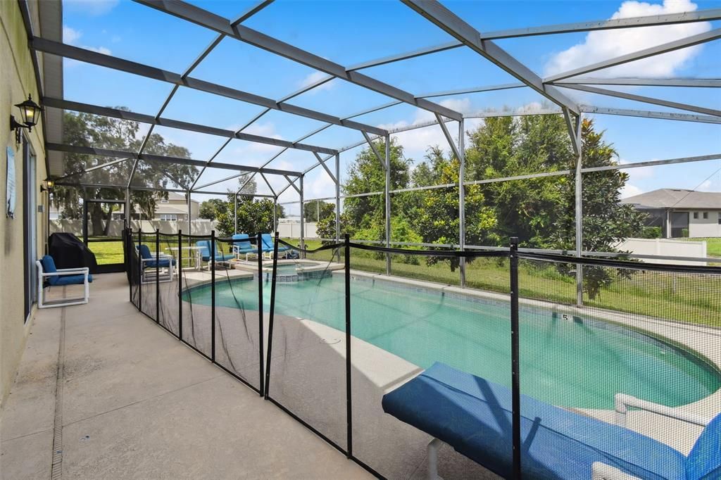 En Venta: $375,000 (4 camas, 3 baños, 1962 Pies cuadrados)