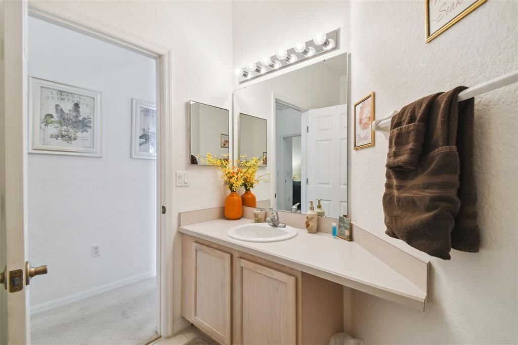 En Venta: $375,000 (4 camas, 3 baños, 1962 Pies cuadrados)