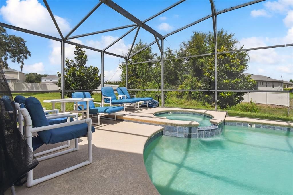 En Venta: $375,000 (4 camas, 3 baños, 1962 Pies cuadrados)