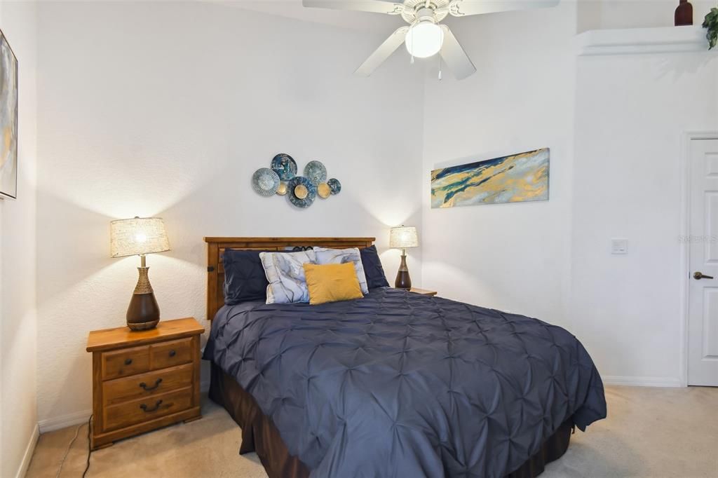 En Venta: $375,000 (4 camas, 3 baños, 1962 Pies cuadrados)