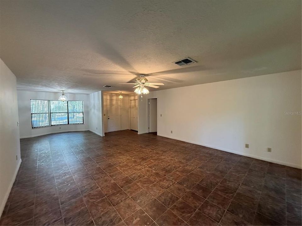 For Rent: $1,575 (2 beds, 2 baths, 1656 Square Feet)
