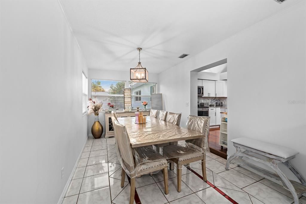 На продажу: $540,000 (4 спален, 3 ванн, 2247 Квадратных фут)