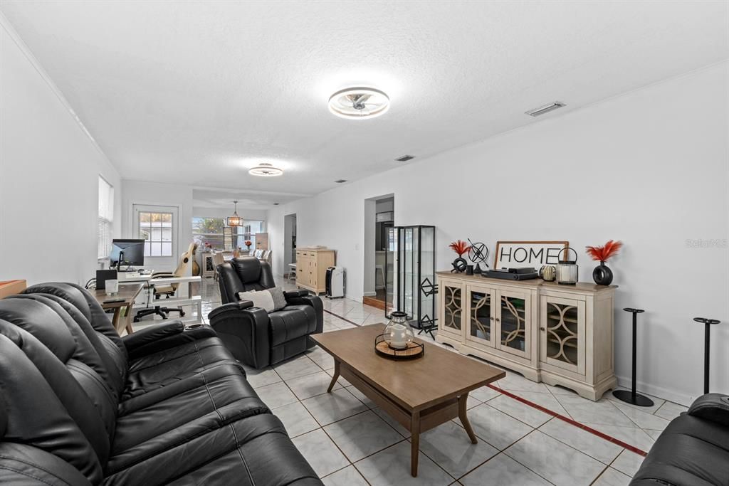 На продажу: $540,000 (4 спален, 3 ванн, 2247 Квадратных фут)