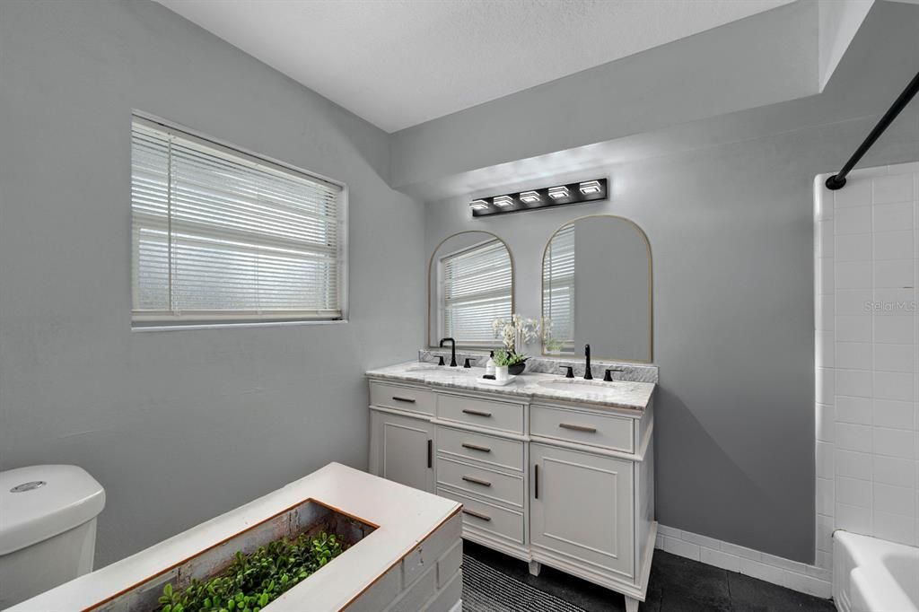 На продажу: $540,000 (4 спален, 3 ванн, 2247 Квадратных фут)