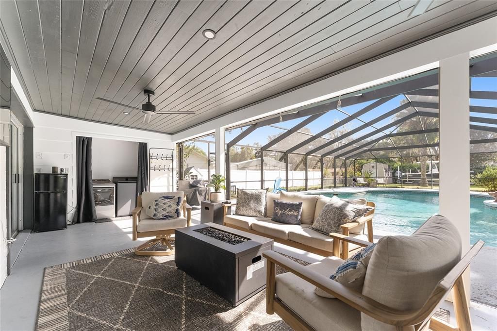 Active With Contract: $500,000 (3 beds, 2 baths, 1794 Square Feet)