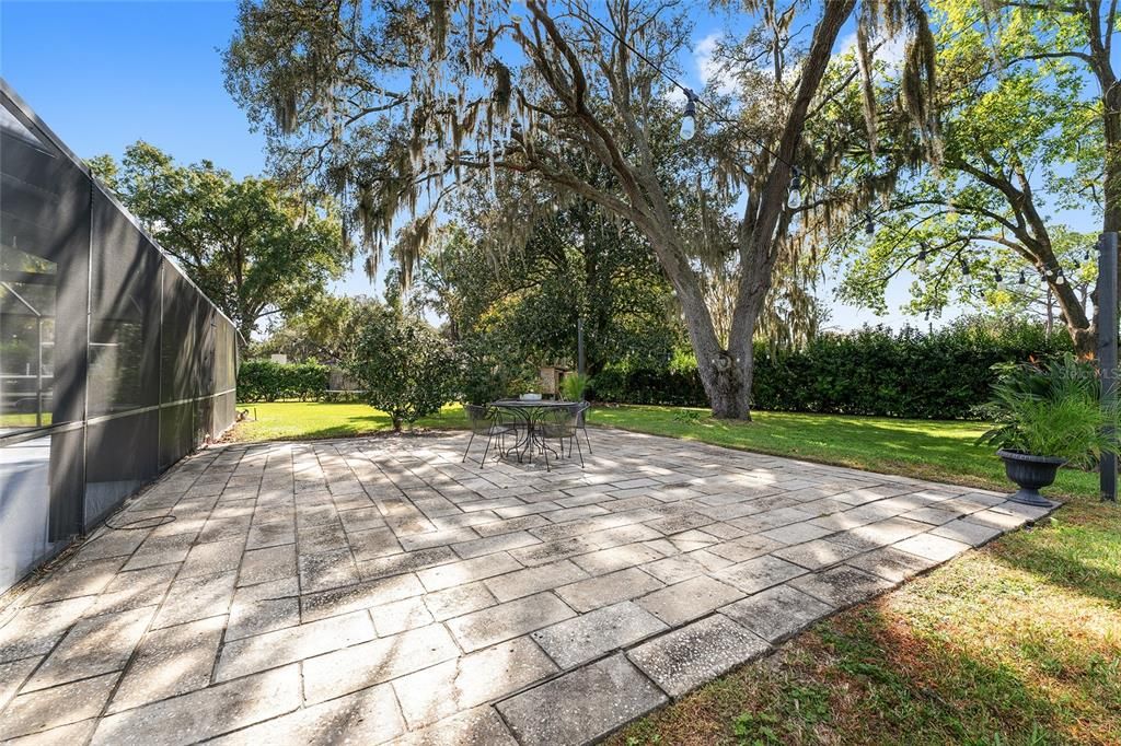 Active With Contract: $500,000 (3 beds, 2 baths, 1794 Square Feet)