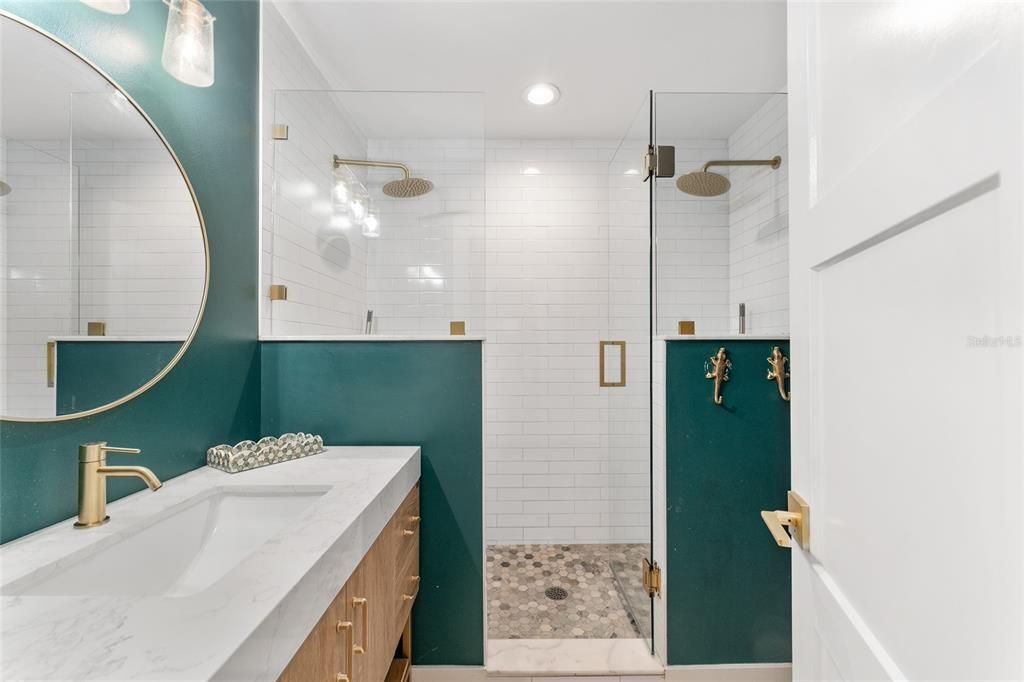 Active With Contract: $500,000 (3 beds, 2 baths, 1794 Square Feet)