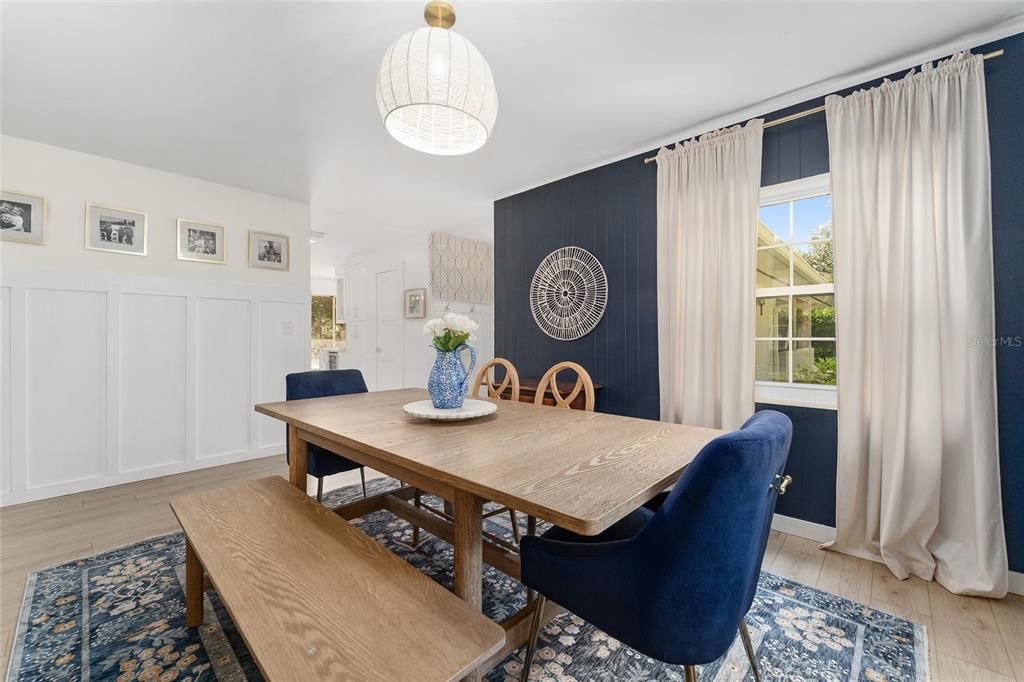 Active With Contract: $500,000 (3 beds, 2 baths, 1794 Square Feet)