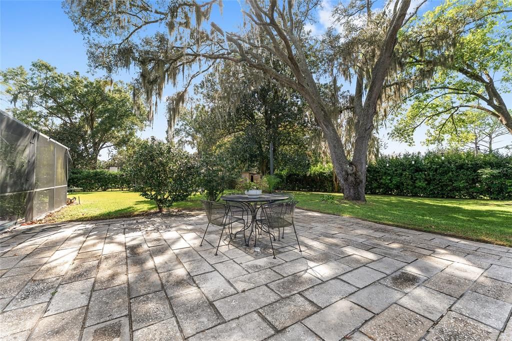 Active With Contract: $500,000 (3 beds, 2 baths, 1794 Square Feet)