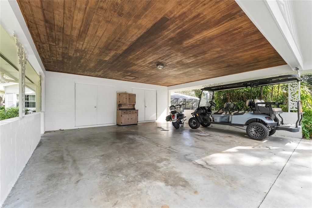 Active With Contract: $500,000 (3 beds, 2 baths, 1794 Square Feet)