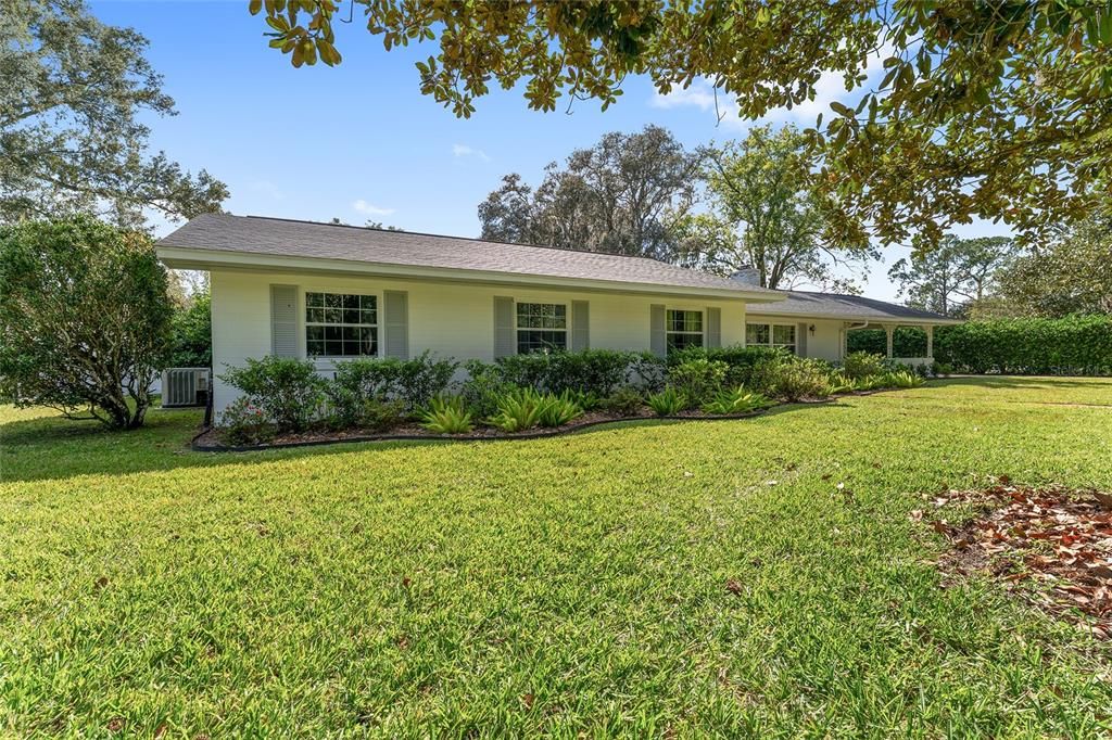 Active With Contract: $500,000 (3 beds, 2 baths, 1794 Square Feet)