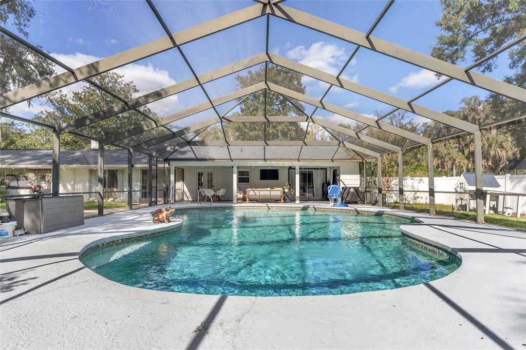 Active With Contract: $500,000 (3 beds, 2 baths, 1794 Square Feet)