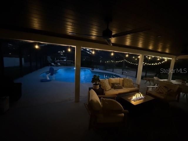 Active With Contract: $500,000 (3 beds, 2 baths, 1794 Square Feet)