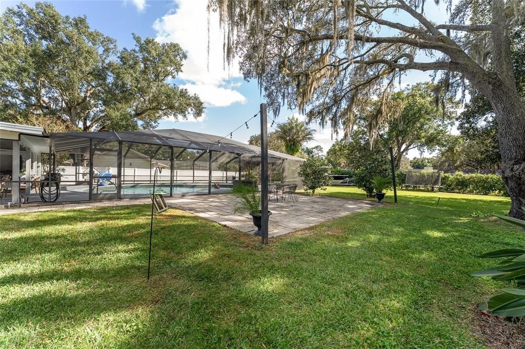 Active With Contract: $500,000 (3 beds, 2 baths, 1794 Square Feet)