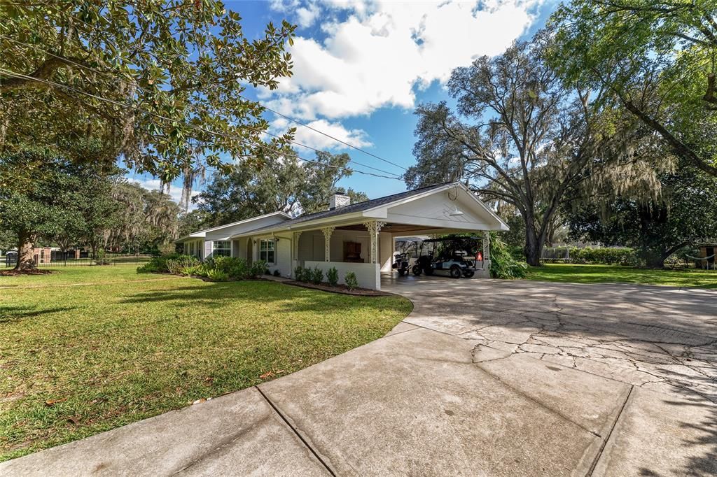 Active With Contract: $500,000 (3 beds, 2 baths, 1794 Square Feet)