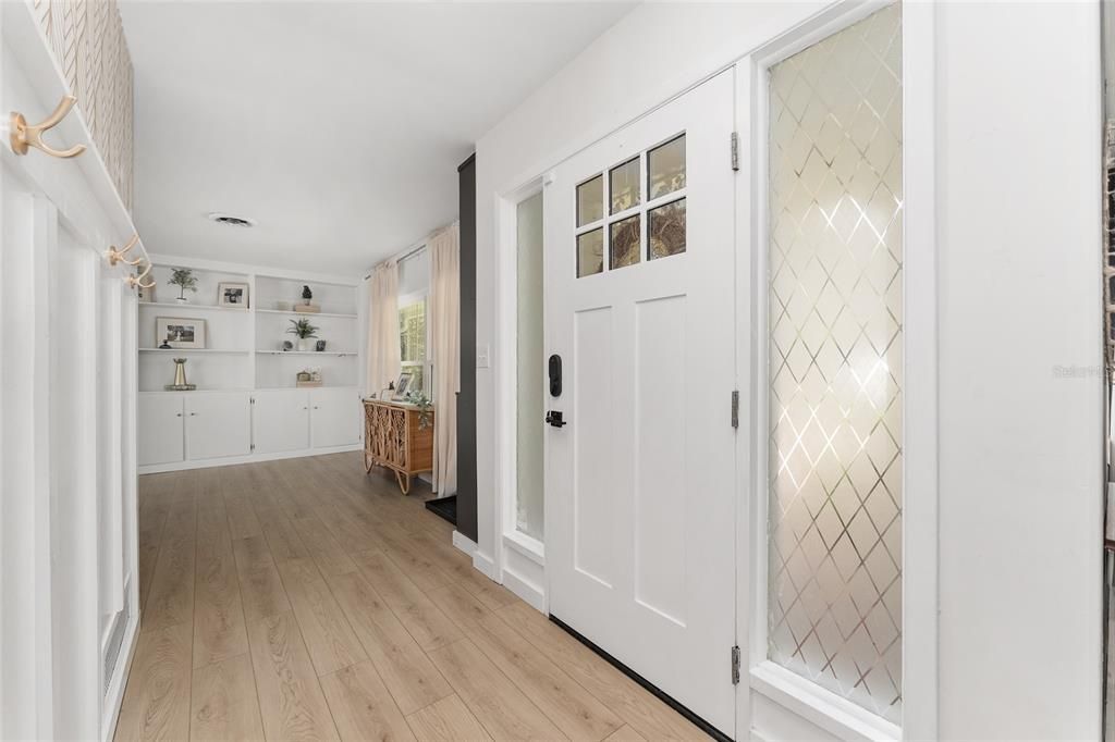 Active With Contract: $500,000 (3 beds, 2 baths, 1794 Square Feet)