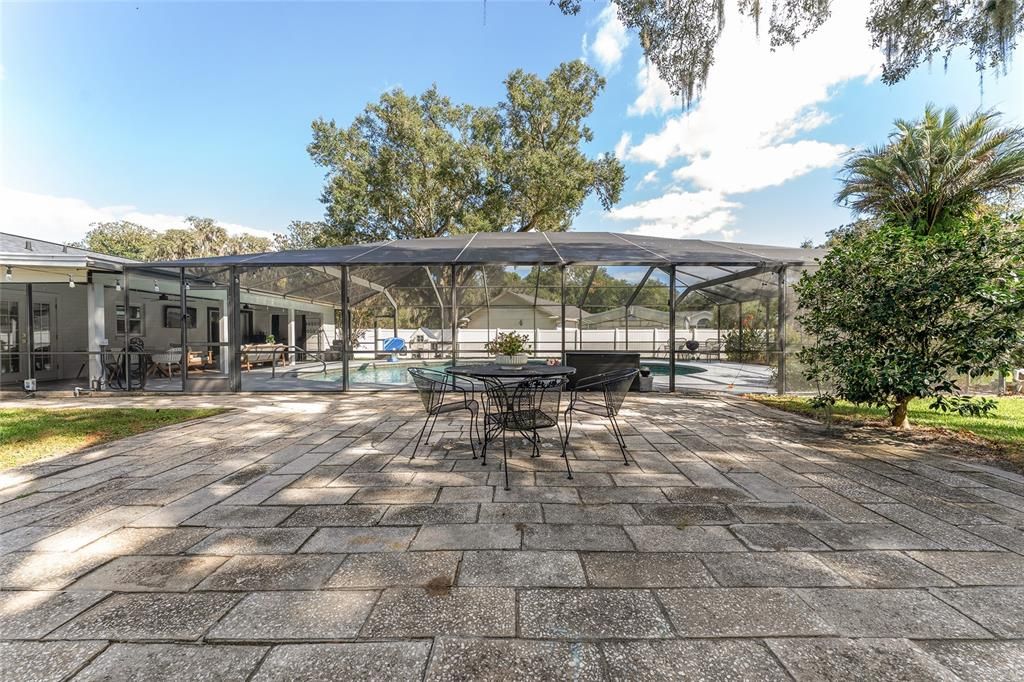 Active With Contract: $500,000 (3 beds, 2 baths, 1794 Square Feet)