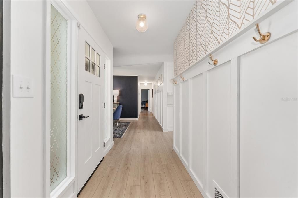 Active With Contract: $500,000 (3 beds, 2 baths, 1794 Square Feet)