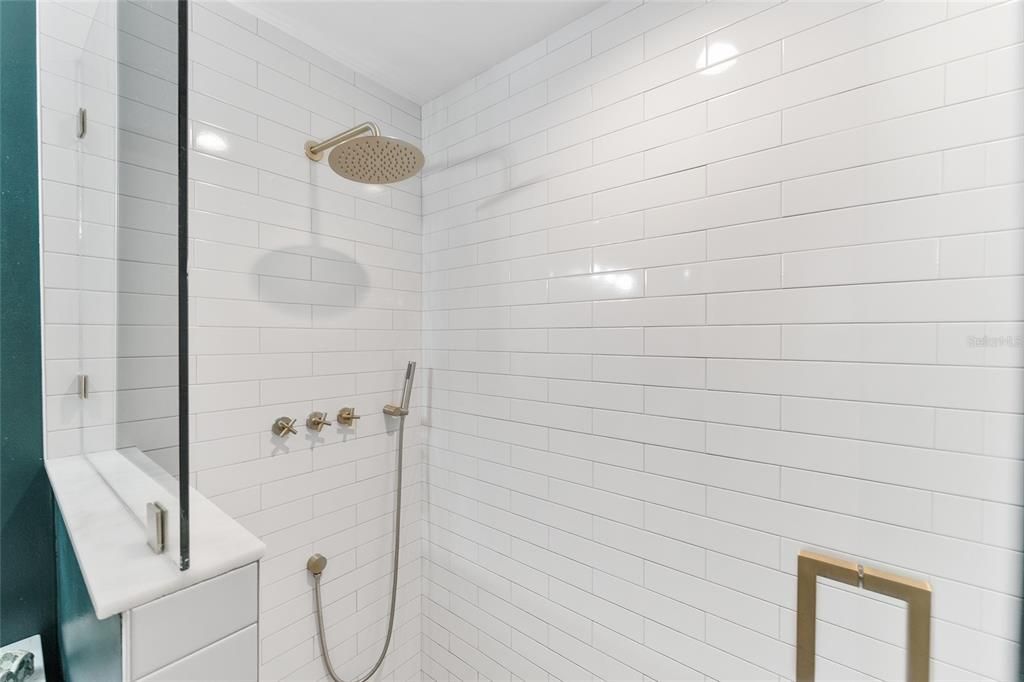 Active With Contract: $500,000 (3 beds, 2 baths, 1794 Square Feet)