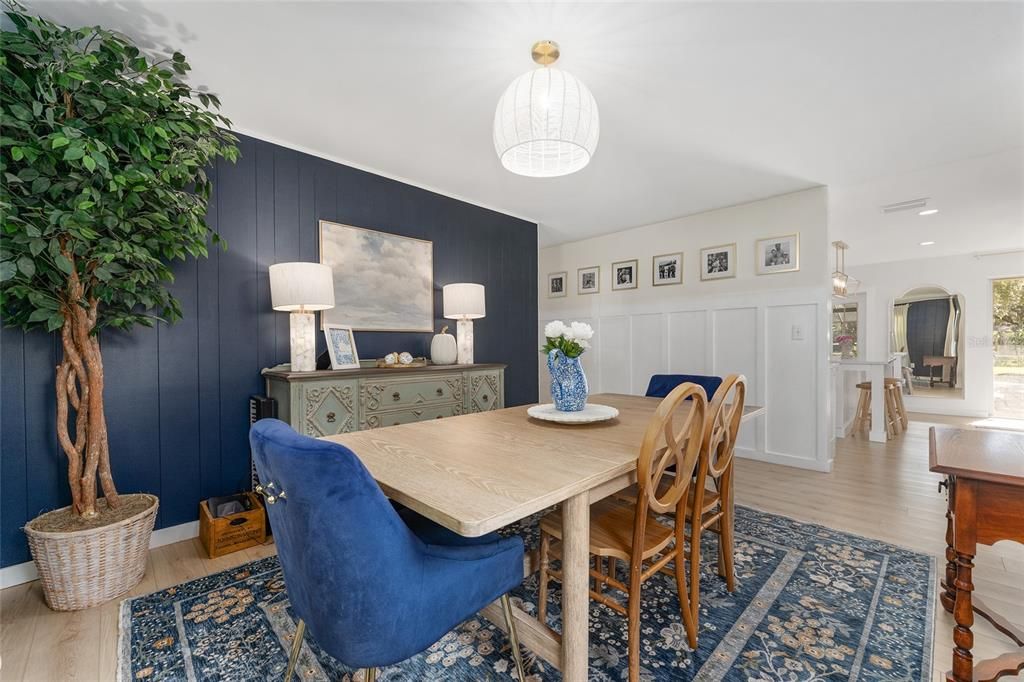 Active With Contract: $500,000 (3 beds, 2 baths, 1794 Square Feet)