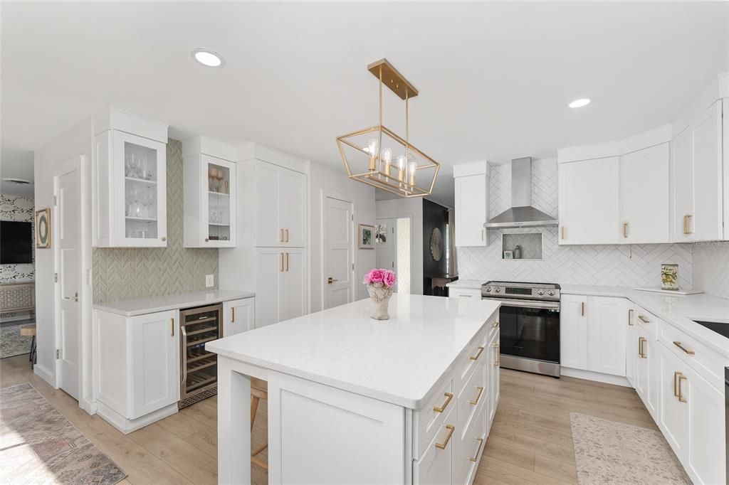 Active With Contract: $500,000 (3 beds, 2 baths, 1794 Square Feet)