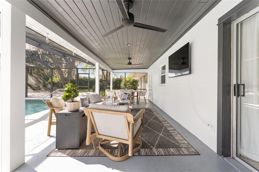 Active With Contract: $500,000 (3 beds, 2 baths, 1794 Square Feet)