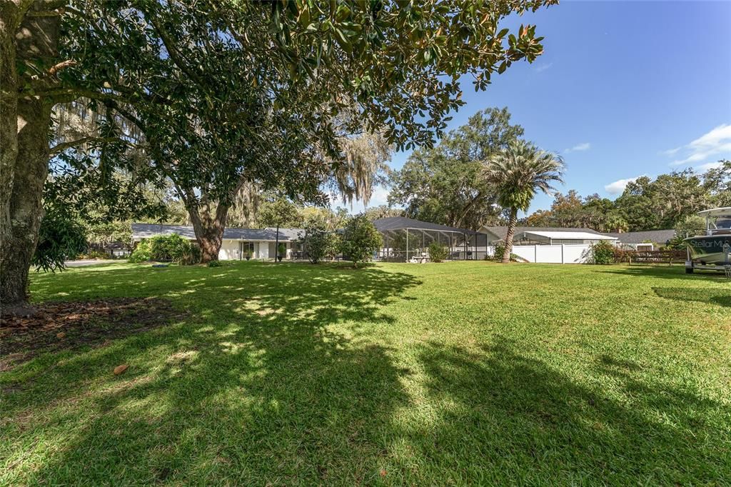 Active With Contract: $500,000 (3 beds, 2 baths, 1794 Square Feet)