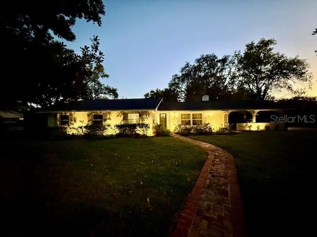 Active With Contract: $500,000 (3 beds, 2 baths, 1794 Square Feet)