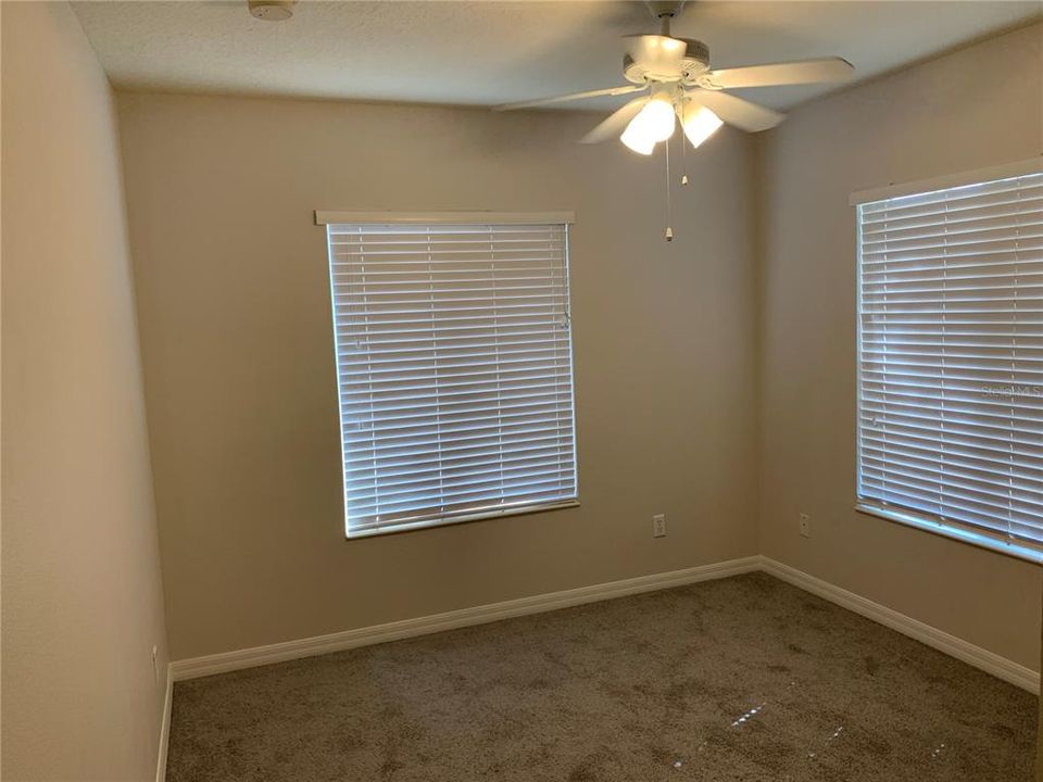 En Renta: $2,100 (3 camas, 2 baños, 1200 Pies cuadrados)