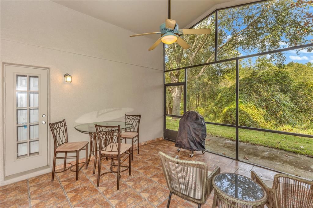 En Venta: $350,000 (4 camas, 2 baños, 1870 Pies cuadrados)