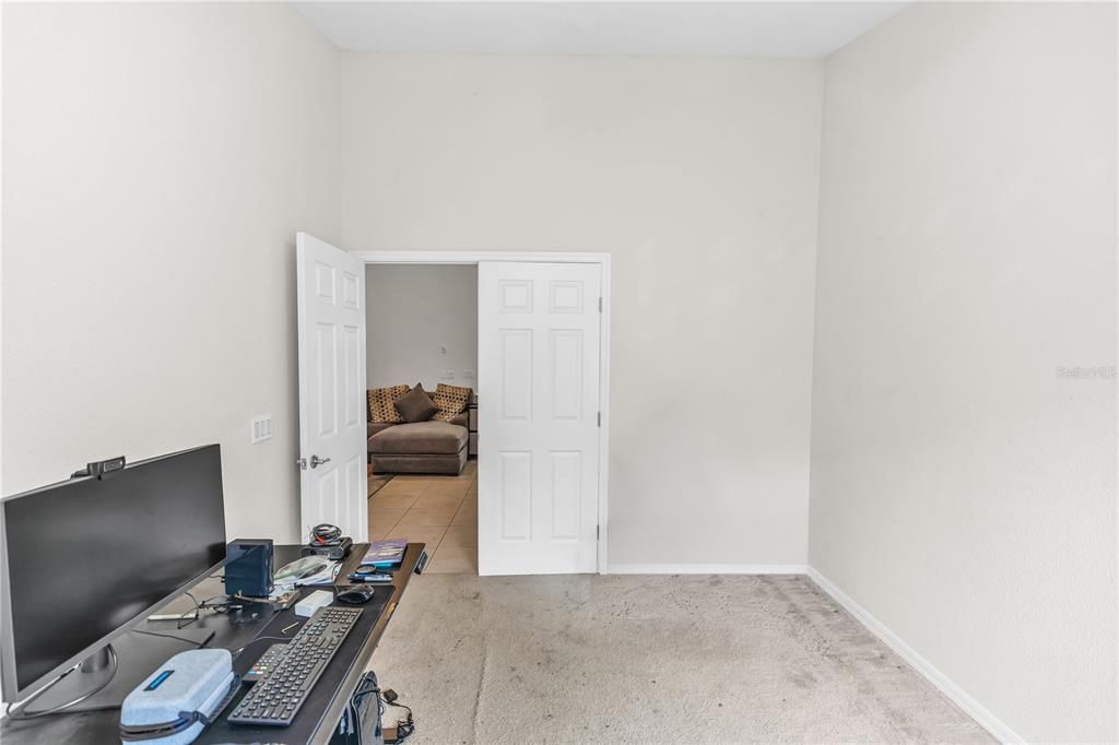 En Venta: $350,000 (4 camas, 2 baños, 1870 Pies cuadrados)