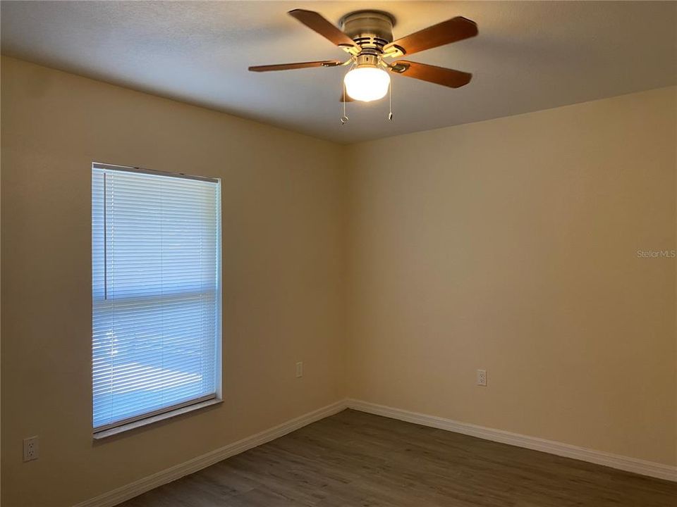 For Rent: $1,675 (3 beds, 2 baths, 1120 Square Feet)